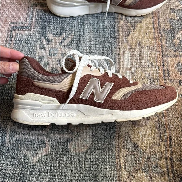 New Balance Sneakers - Picture 5 of 8